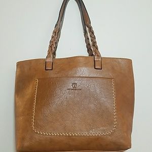 Tan/light brown tote/purse